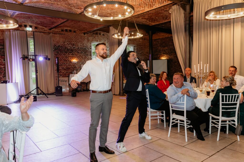Hochzeitsmoderatorin